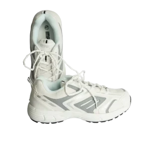 Impact White Ash Runner Shoe